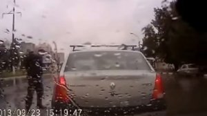 Газовый баллончик  как спасение от быдла