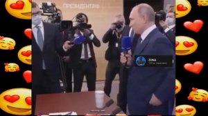 Когда ждут важный ответ от Путина. Потому что потаму.