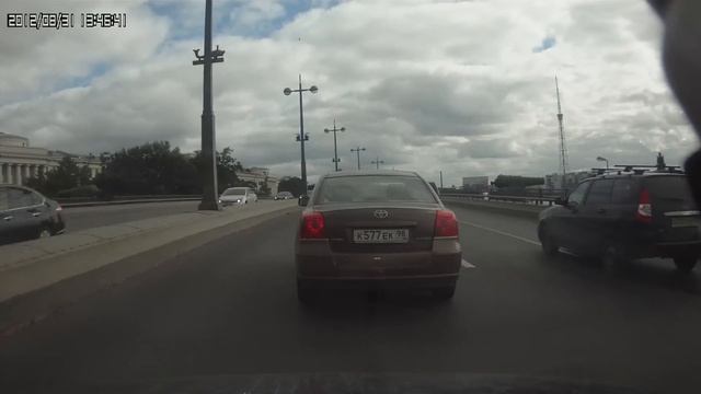 Два тошнота на набережной... смотреть онлайн