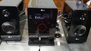 Minicomponente LG FA64 pantalla touch