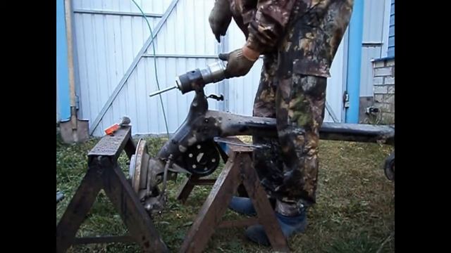 Замена сайлентблоков задней балки на Toyota Corolla E150 смотреть онлайн