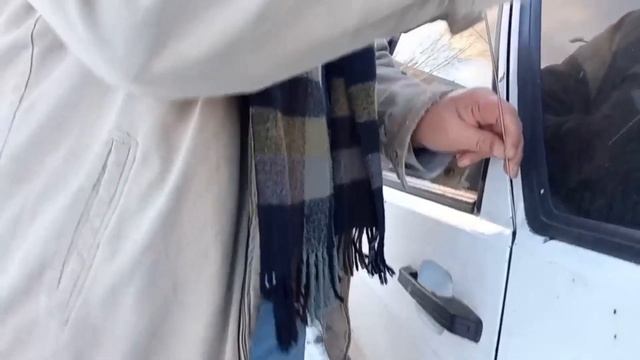 Заклинил замок 2109. Открыть дверь снаружи, без болгарки и не снимая обшивку