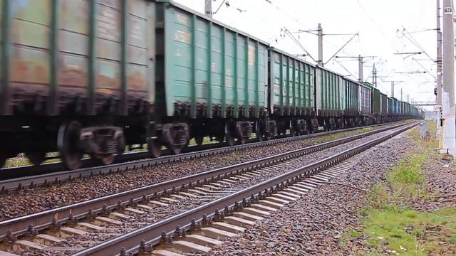 ВЛ10У-643 (РЖД/Окт, ТЧ-21 Волховстрой) с грузовым поездом