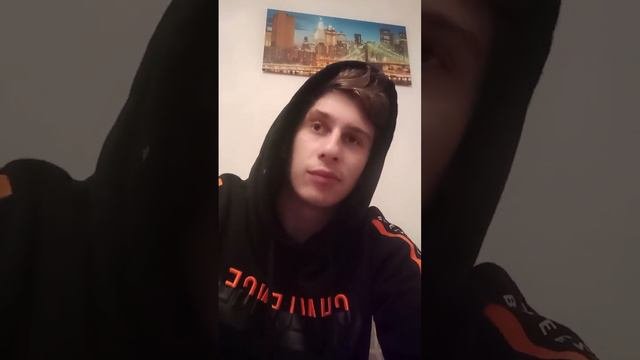 Чем отличается духовный человек от душевного ?