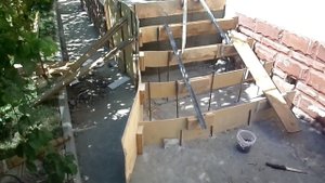 ИЗГОТОВЛЕНИЕ бетонная лестница своими руками! ОТДЕЛКА бетонной лестницы в доме Монолитные лестницы