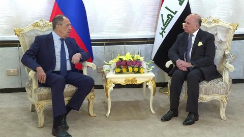 Сергей Лавров призвал обезопасить экономические от...ежду РФ и Ираком от незаконного давления Запада