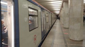 Метросостав 81-765/766/767 "Москва" маршрут №68
