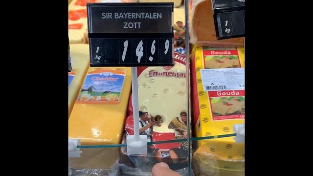 Черногория. Цены на куриные яйца и другие продукты. смотреть онлайн