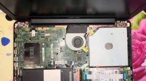 ASUS X555L. Разбор. Чистка. Замена диска