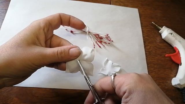 Нежные цветы из фоамирана