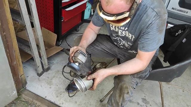 Паджеро. Пробег 377000 км. Вскрыли двигатель. Удивлению не было предела... смотреть онлайн