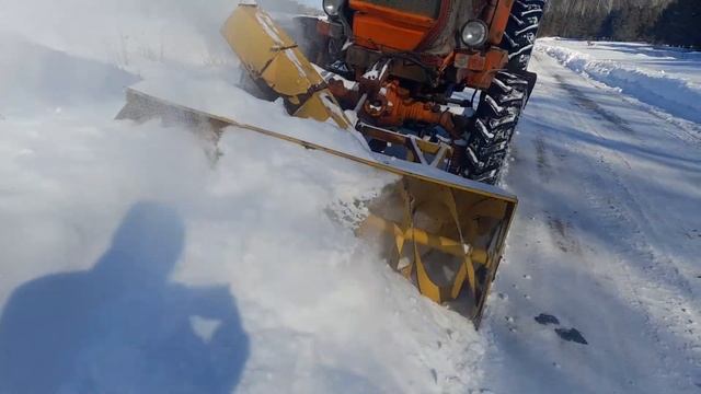 Шнекоротор + ЛТЗ расширение дороги смотреть онлайн