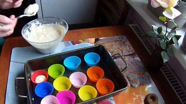 Кексики на кефире.Нежные и ароматные.Простой рецепт.
