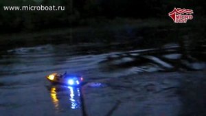 Демонстрация системы освещения прикормочного кораблика SEDNA-1-MINI с подводным фонарем