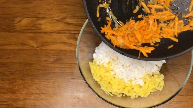 Жареные котлеты  с  рисом и картофелем.