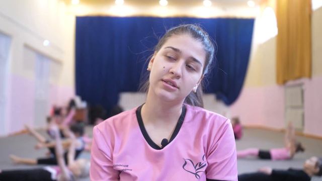 Счастливая гимнастика | Знакомство с тренером, Семукова Анастасия Дмитриевна смотреть онлайн