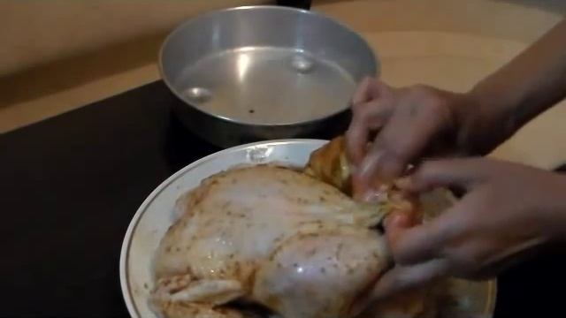 Как приготовить КУРИЦУ - гриль (на соли). Просто, вкусно, с хрустящей корочкой!
