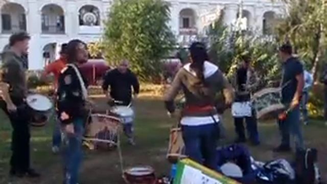 Школа барабанов в Харькове. Capoeira Regional , Танцы - Дом Бразильской Культуры "КаБаСа". ч-1 смотреть онлайн