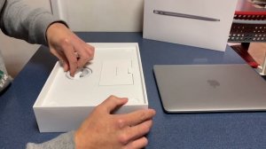 MacBook Air 2020 M1 Unboxing