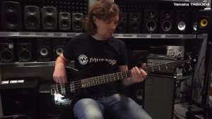 Бас-гитара Yamaha TRBX304
