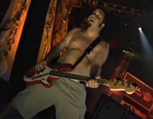 New Found Glory - Understatement (MTV Hard Rock Live) 