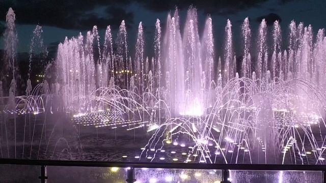 Поющий фонтан в Царицыно
