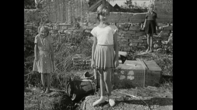 А это ваша свинья? Наша! А что? смотреть онлайн