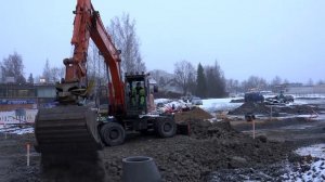 Hitachi ZX 180W
