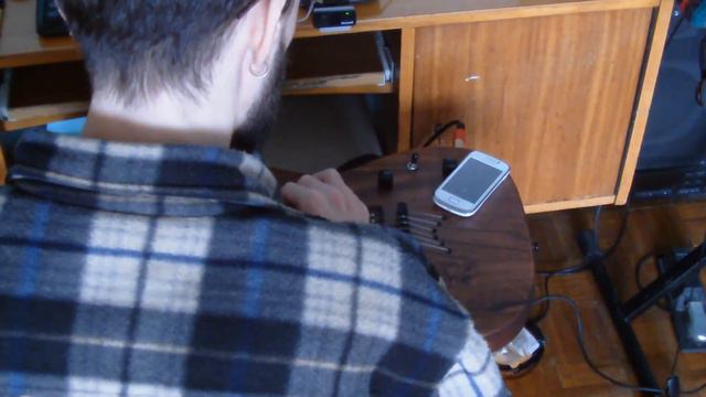 Gstrings app Androidra - Gitárhangoló смотреть онлайн