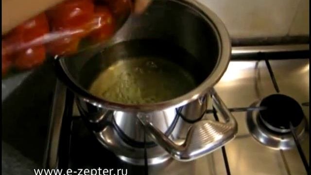 Маринованные помидоры - видео рецепт