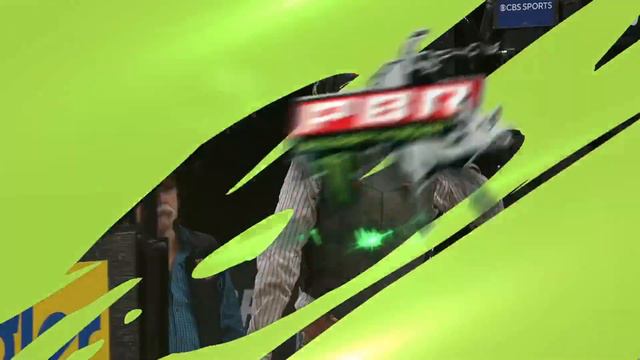 WRECK: Cort McFadden takes a HIT from Crazy Times смотреть онлайн