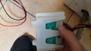 Стиральная машинка Indesit не крутит барабан