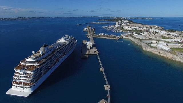 Viking ORION Visits Dockyard смотреть онлайн