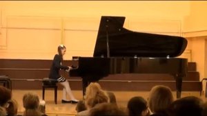Ветреная девчонка (Ж. Ибер), Варя Левочкина, 9 лет.flv