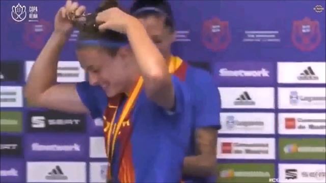 Alexia Putellas being Alexia Putellas (ESP/ENG subs) смотреть онлайн