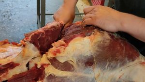 разделка нк задка говядины , по вашим просьбам дорогие .eine Rinderkeule schneiden