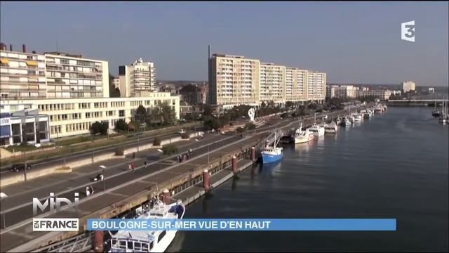 Boulogne-sur-mer vue d'en haut avec Julie Andrieu смотреть онлайн