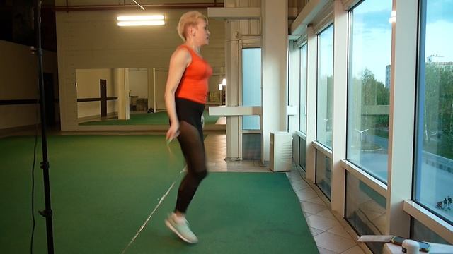 Наибольшее количество прыжков на скакалке за фиксированное время смотреть онлайн