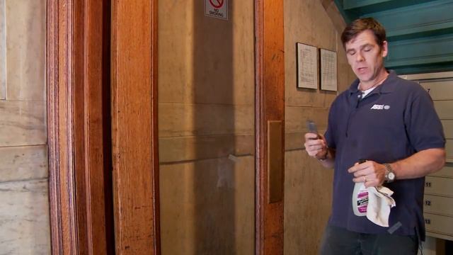 How to Remove Scotch Tape From Glass : Home Improvements смотреть онлайн