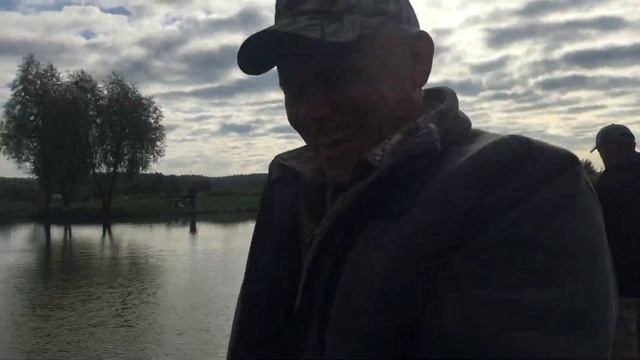 Утренний клев на безлимите до зарыбления смотреть онлайн