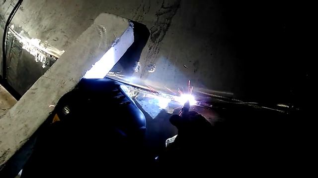 Первый раз варю полуавтоматом нержавейку на просвет смотреть онлайн