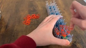 How to make a Pumpkin Charm using Rainbow Loom