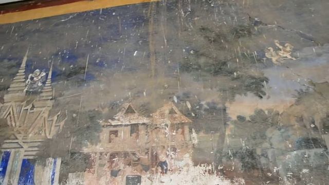 Рисунки на стене в Королевском дворце в Пномпене, Камбоджа смотреть онлайн