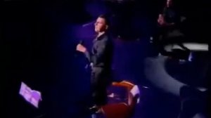 Азербайджанский певец украл песню Арама Асатряна