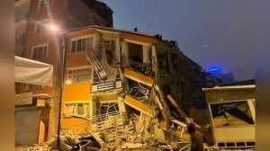 ЗЕМЛЕТРЯСЕНИЕ в ТУРЦИИ 06.02.2023 в конце видео от очевидцев. Это горе