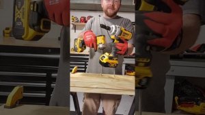 Dewalt DCF921 direct comparison to Dewalt DCF894 impact wrench.