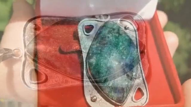 агат, фуксит, кварц с хлоритом смотреть онлайн