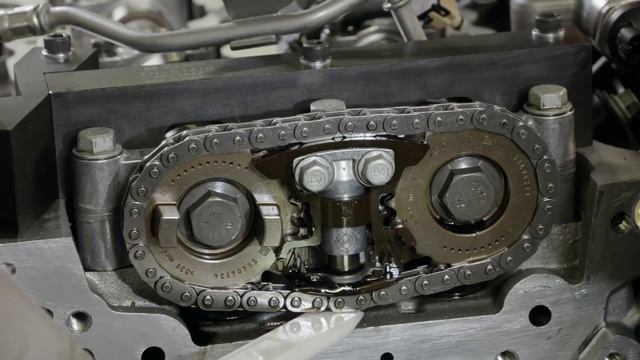 Демонтаж цепи управления на двигателе Opel B20DTH (LFS) смотреть онлайн