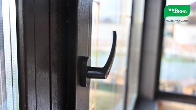 Остекление для теплой и светлой веранды от компании ЭКООКНА смотреть онлайн