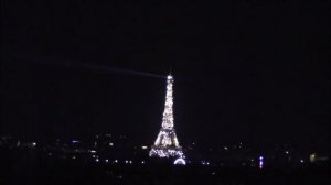 подсветка Эйфелевой Башни